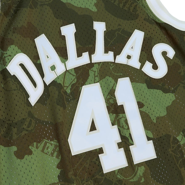 Dirk Nowitzki Dallas Mavericks Hardwood Classics 1998/99 Ghost Green Swingman Jersey - Camo
