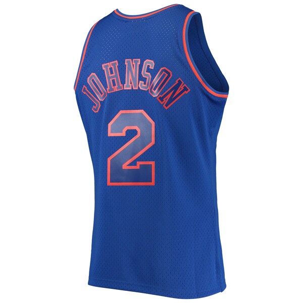 Larry Johnson New York Knicks 1996/97 Hardwood Classics Swingman Jersey - Blue