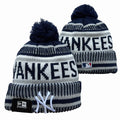 NEW YORK YANKEES KNIT HAT