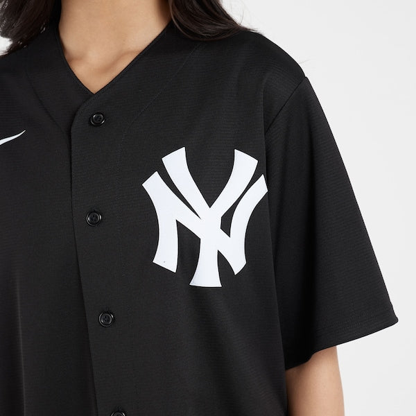 Aaron Judge New York Yankees Nike Lights Out Replica Player Jersey - Black