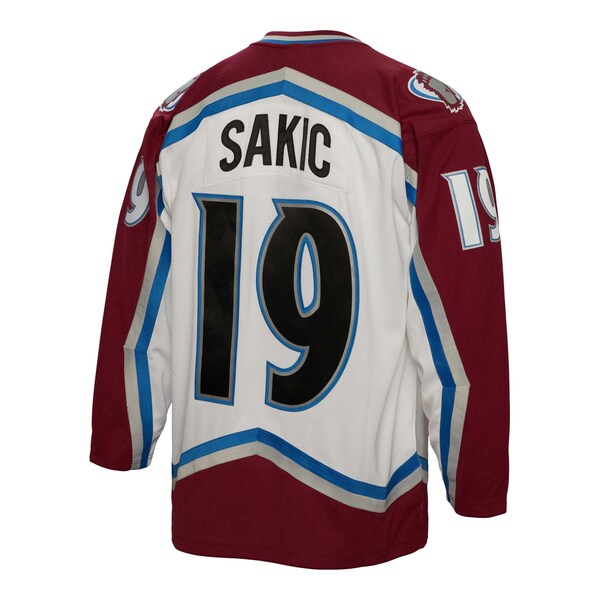 Joe Sakic Colorado Avalanche Captain Patch 2000/01 Blue Line Player Jersey - White