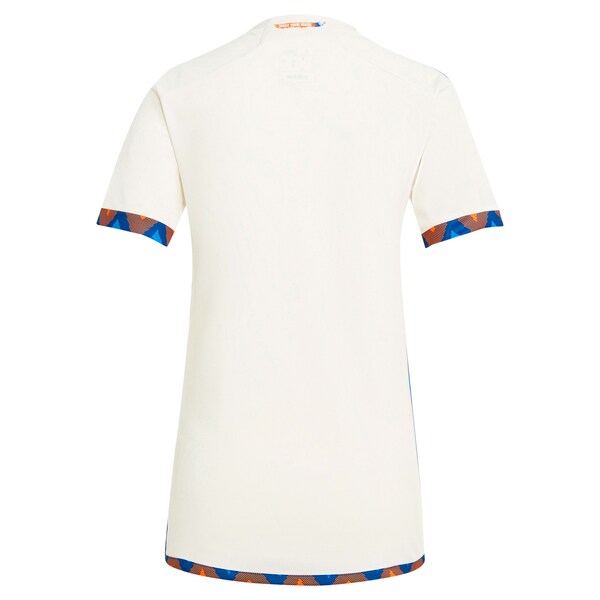 FC Cincinnati adidas Women's 2024 The Canvas Kit Replica Jersey  - White