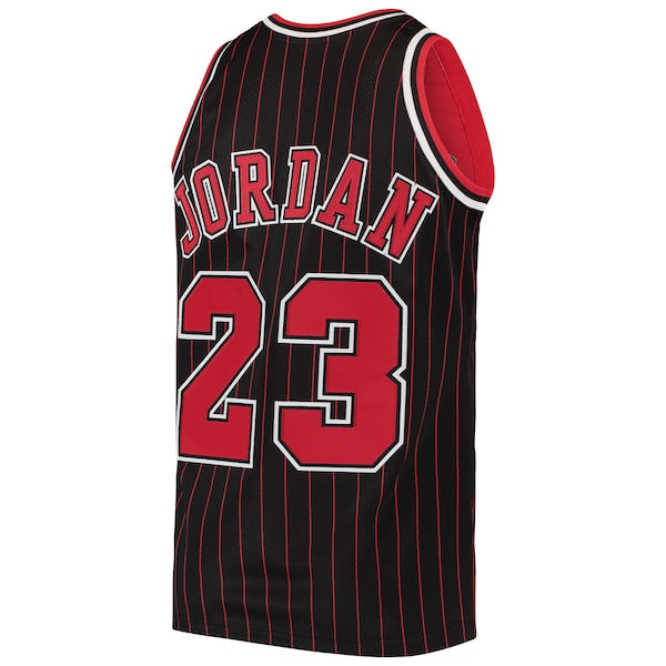 Men's Chicago Bulls Michael Jordan Black 1996/97 Hardwood Classics Authentic Jersey